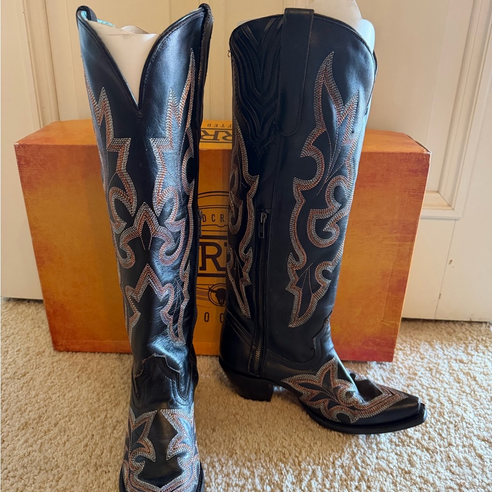 Corral Black Leather Western Boot with Burnished Leather Sole